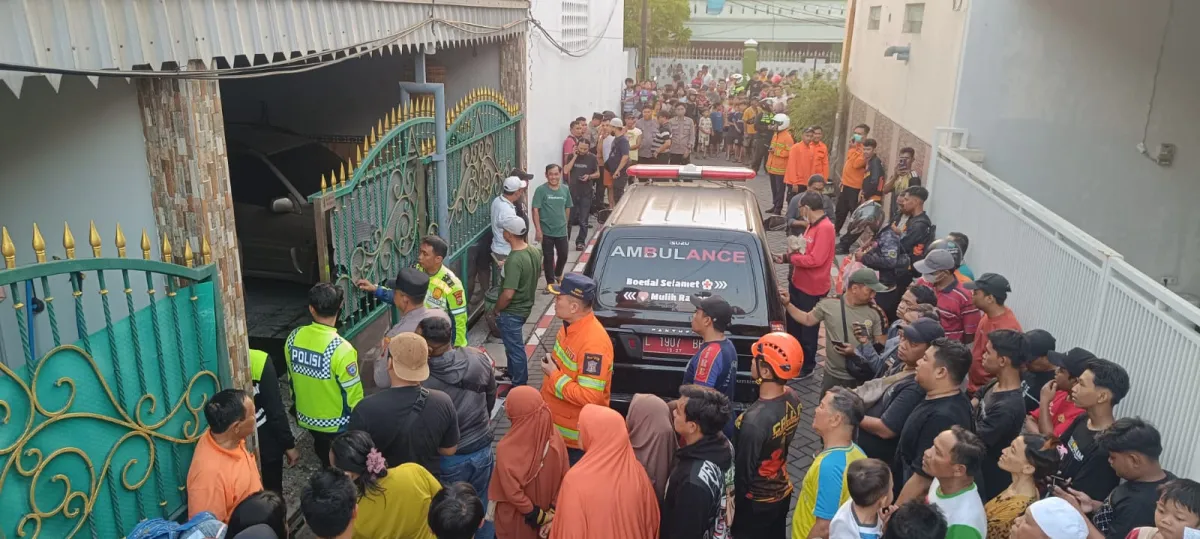 Terjebak Pintu Terkunci Rantai, Kakak Adik di Surabaya Tewas Saat Kamar Terbakar