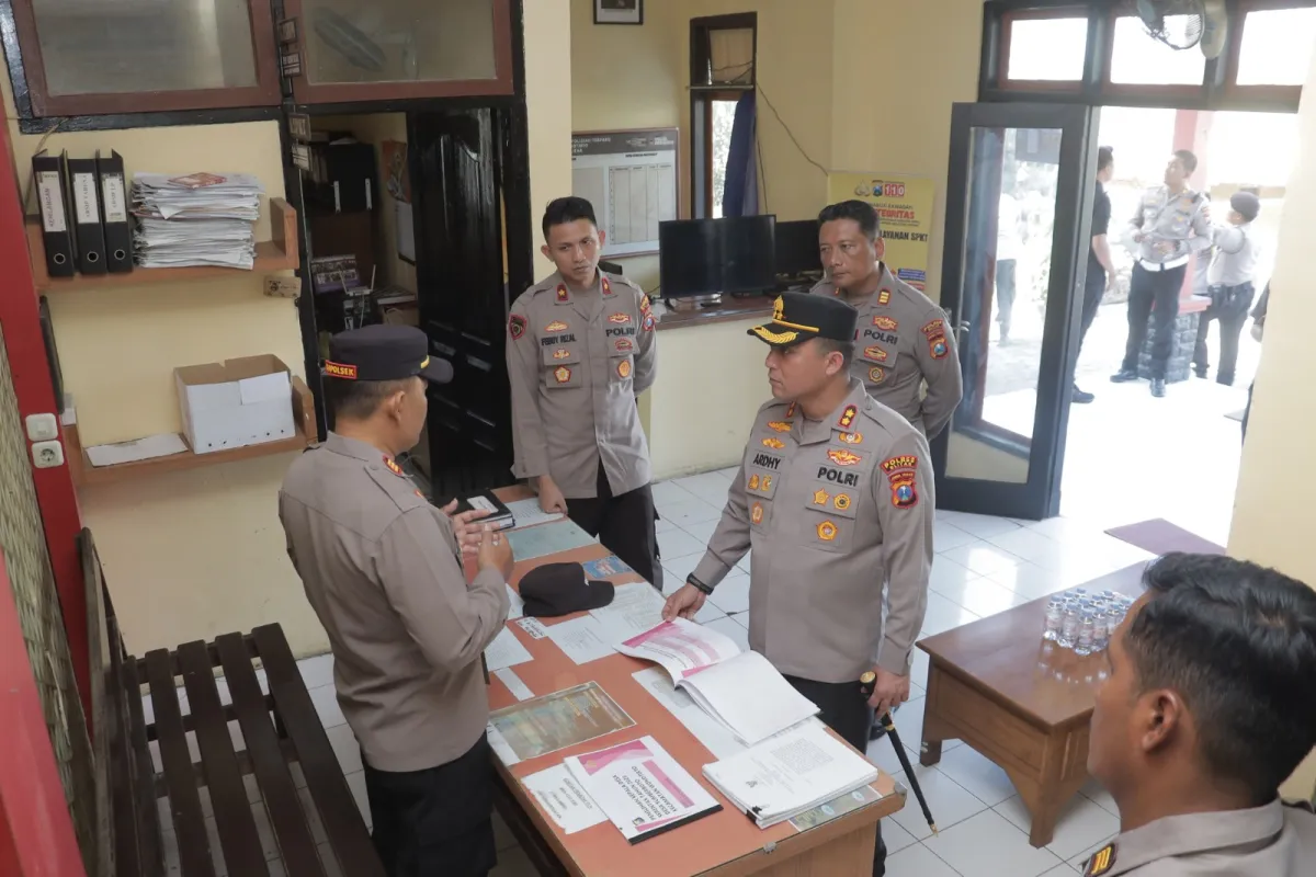 Pastikan Pilkades Aman, Kapolres Blitar Turun Langsung Cek Kesiapan Personel Polsek