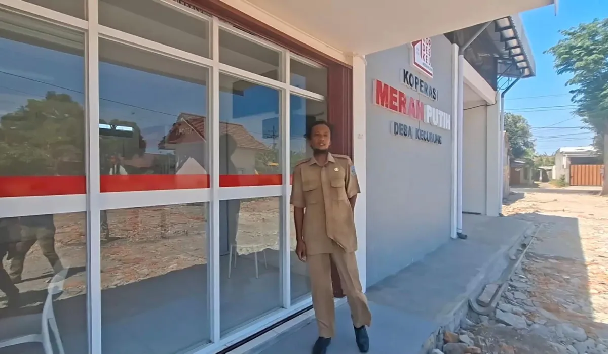 Tepis Isu Mangkrak di Medsos, Kades Kecubung Nganjuk Tegaskan Bangunan KDMP Sudah Rampung 100 Persen