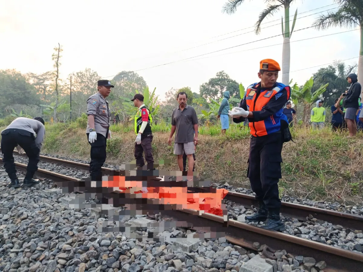 Tragedi di Rel KA Garum, Pria Asal Kota Blitar Tewas Usai Tabrakkan Diri ke Kereta Api