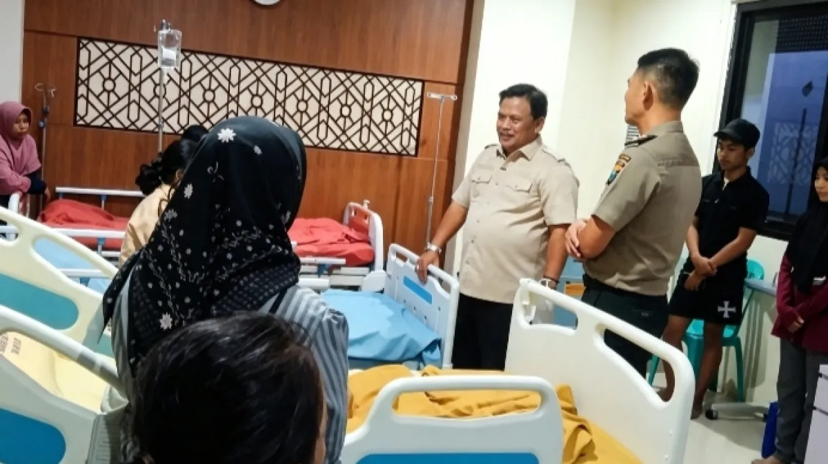 Gerak Cepat RS Bhayangkara Nganjuk Tangani 26 Siswa SMAN 3 Korban Keracunan MBG