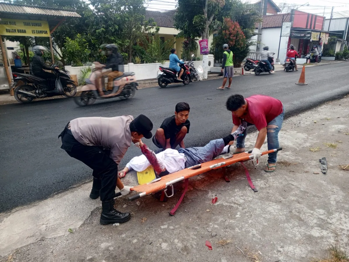 Siswa SMKN 1 Nglegok Tewas usai Terlibat Kecelakaan Beruntun di Garum Blitar