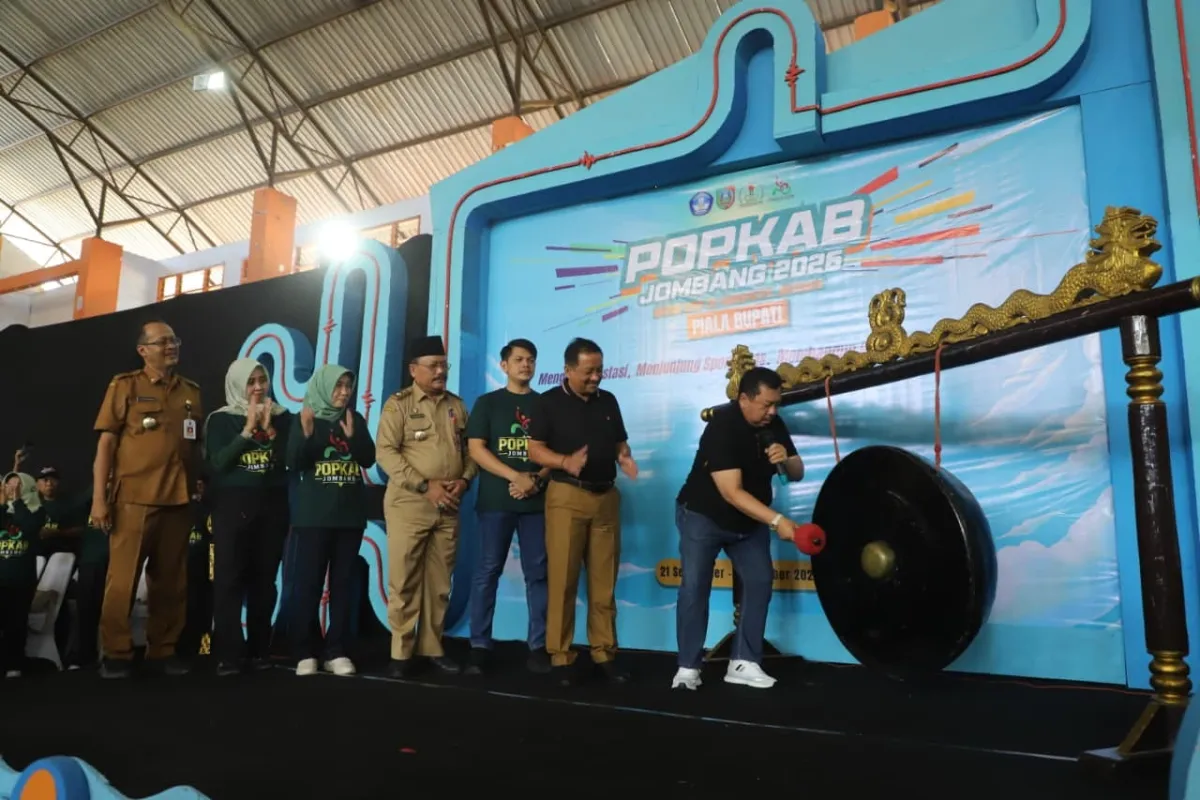 Ribuan Atlet SMP Siap Berlaga, Bupati Warsubi Resmi Buka POPKAB Jombang 2026