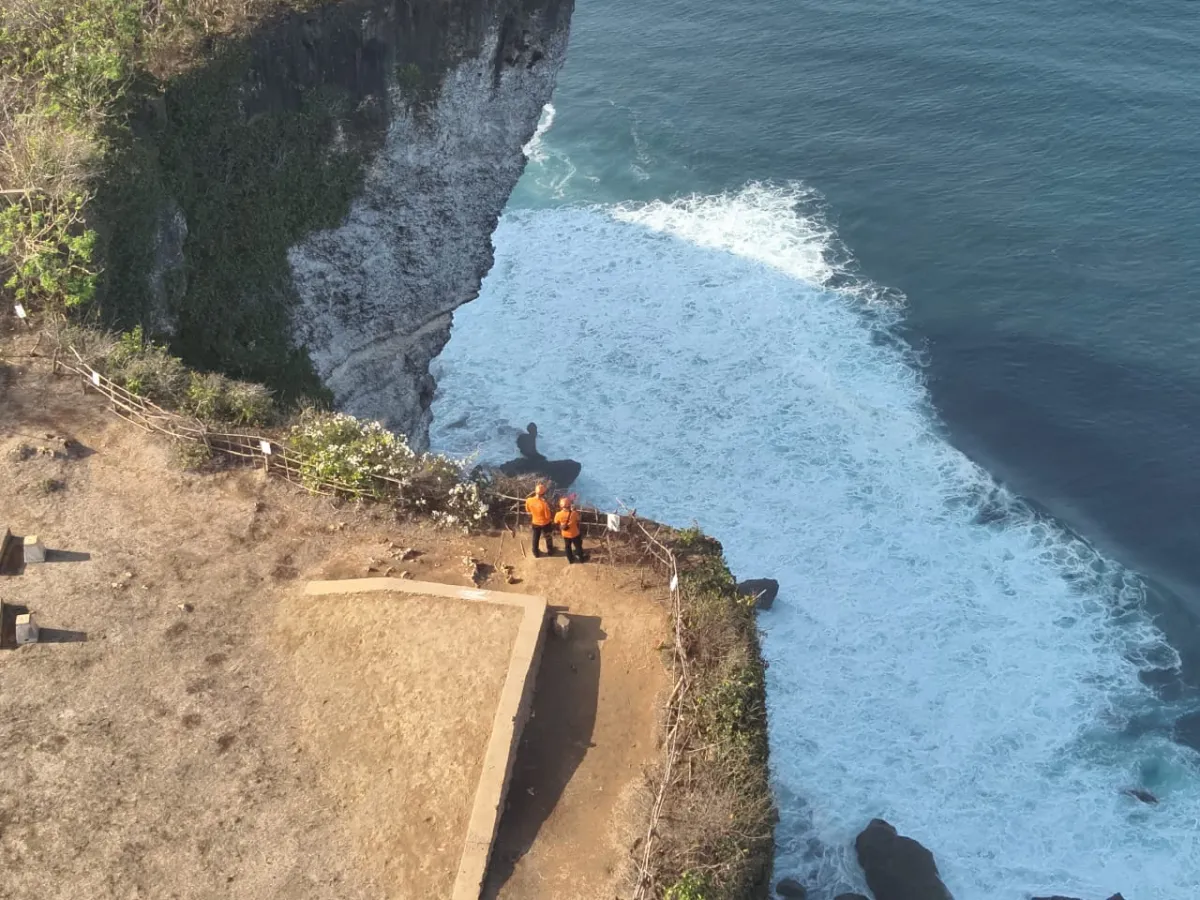 WNA Asal Rusia Hilang Misterius, Tim SAR Gabungan Sisir Pesisir Tanjung Mebulu, Badung Bali