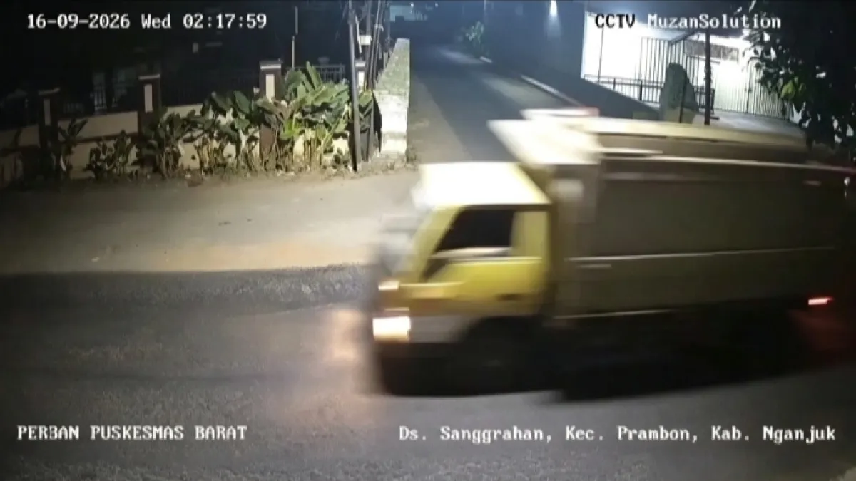 Truk Tabrak Lari di Prambon Nganjuk Terekam CCTV, Korban Luka Berat Masuk RS, Sopir Diburu Polisi