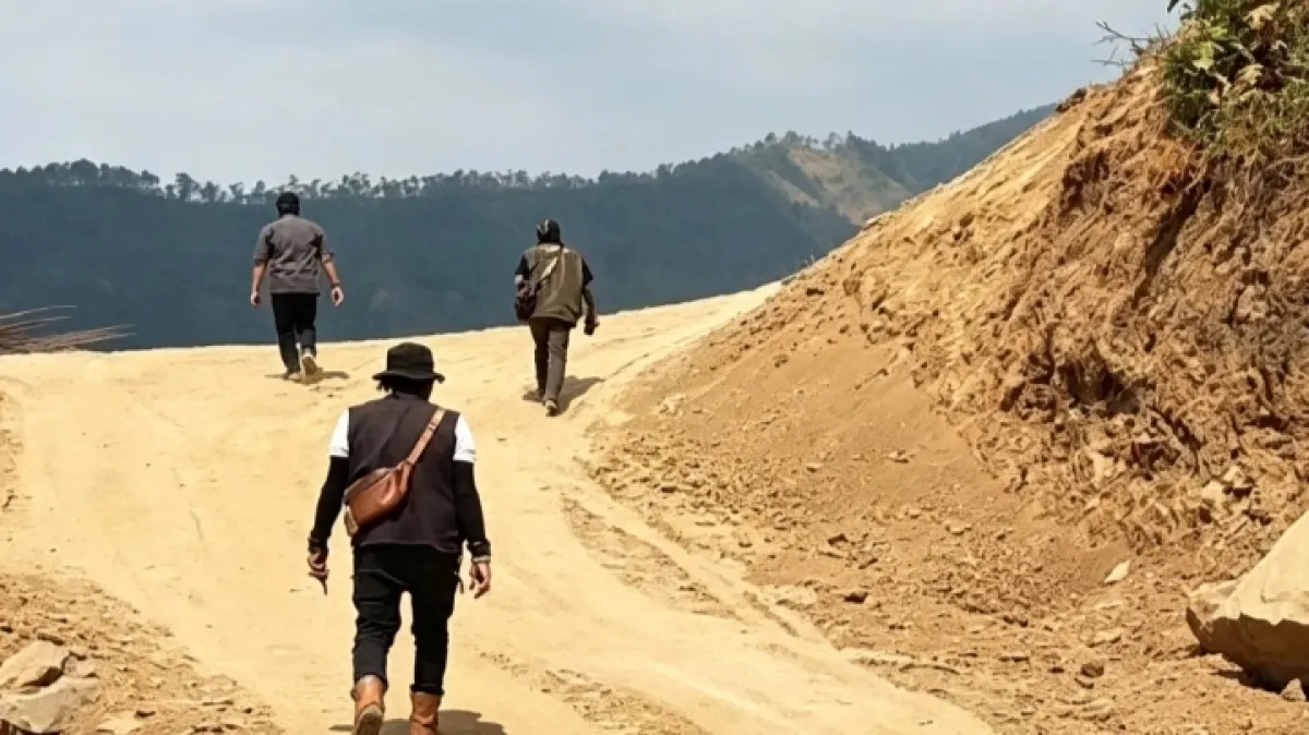 Mengusik Kesakralan Watu Lawang, Pengembangan Wisata Berisiko Bencana dan Pidana?