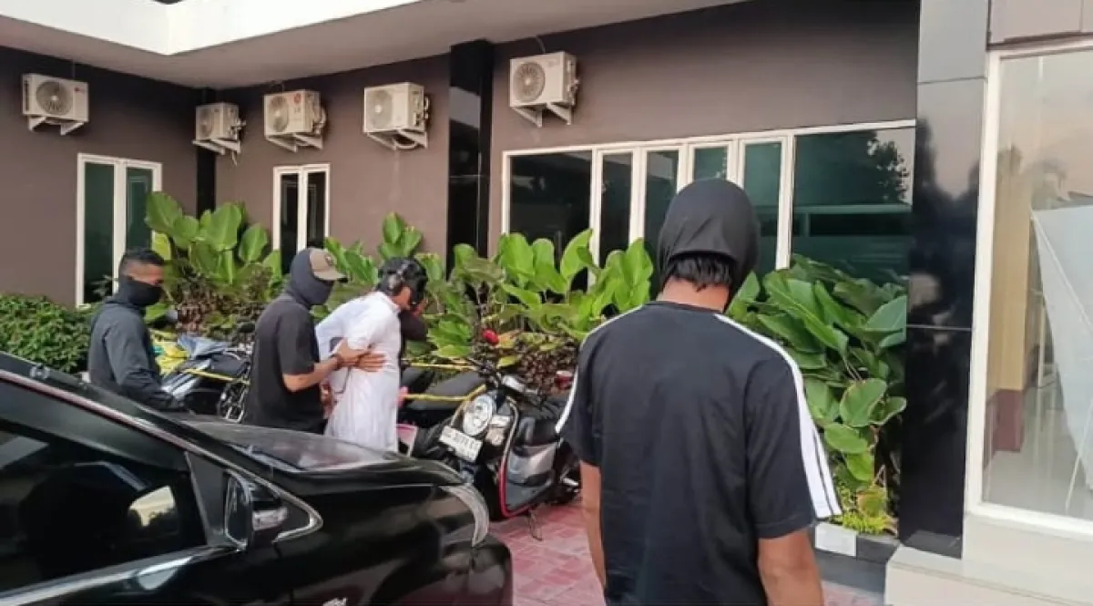 Jejak Militansi Terbongkar, Densus 88 Ringkus 11 Tersangka Terorisme di 6 Provinsi