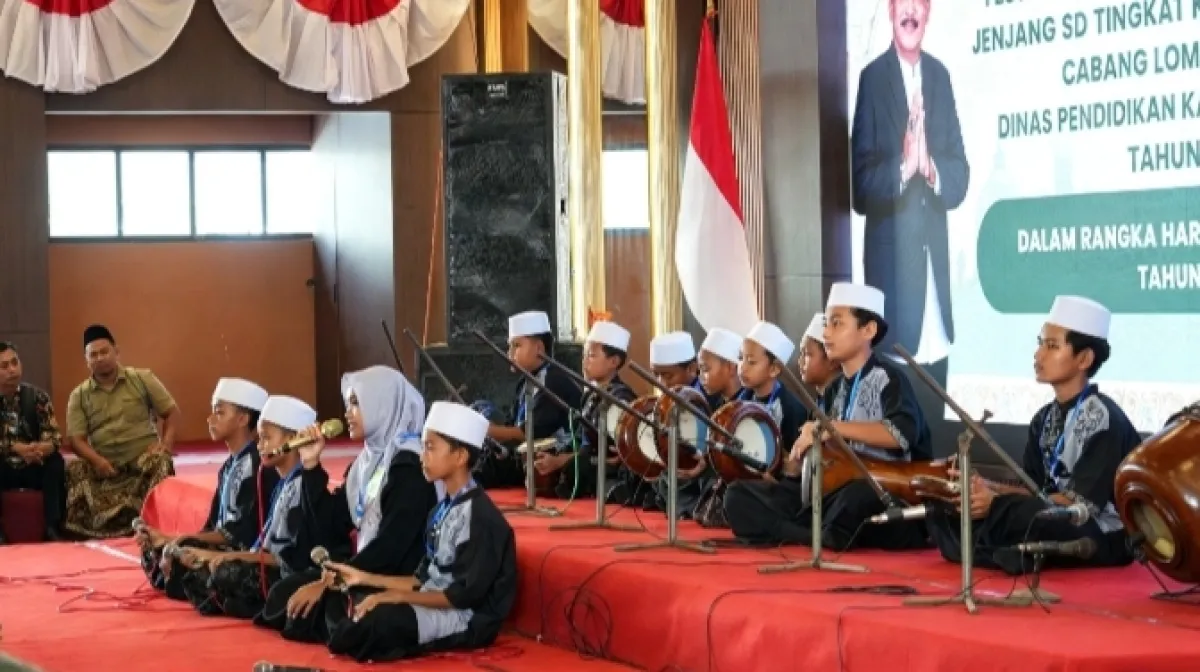Sambut Hari Santri 2026, Disdik Nganjuk Buka Ruang Kreativitas Siswa SD Lewat Festival Hadroh
