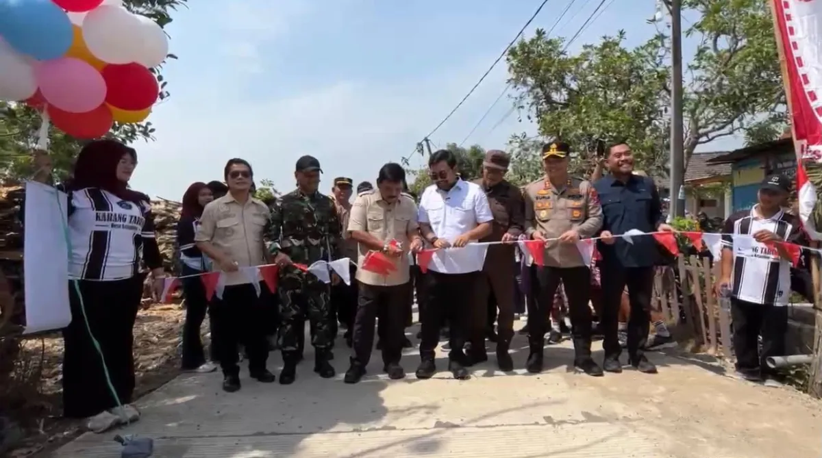 Forkopimda Nganjuk Hadiri Peresmian Jalan dan Jembatan Garuda Merah Putih di Lengkong