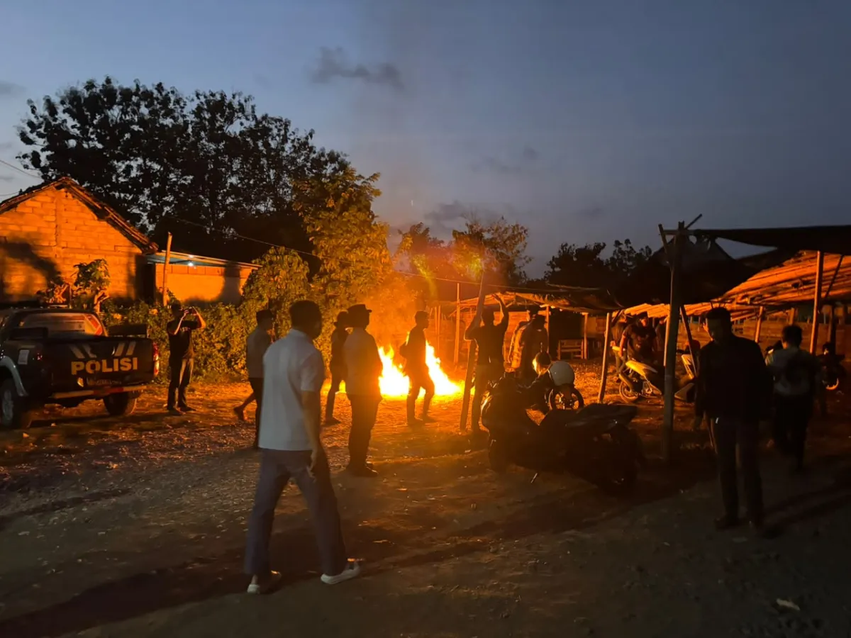 Respons Cepat Video Viral, Tim Gabungan Polres Tulungagung Ratakan dan Bakar Arena Sabung Ayam