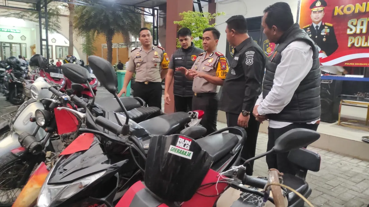 Sikat Semeru 2026, Polres Jombang Babat Habis Komplotan Pencuri Ringkus 17 Tersangka & Sita Belasan BB