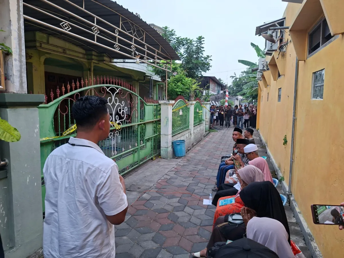 Doa Bersama Iringi Pra-Rekonstruksi Pembunuhan Sadis Ibu dan Anak di Madiun, Warga Berharap Sisa Jasad Segera Ditemukan