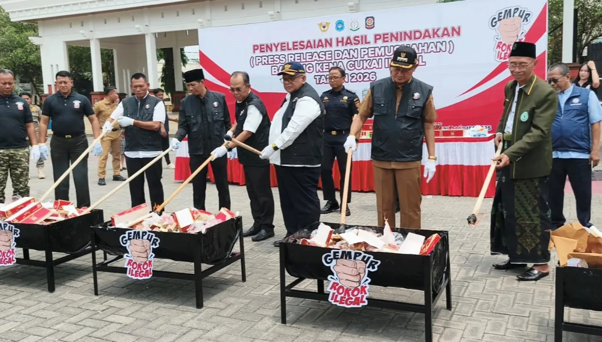 Musnahkan Ratusan Ribu Rokok Ilegal, Pemkab Lamongan dan Bea Cukai Selamatkan Rp 1,2 Miliar Potensi Kerugian Negara