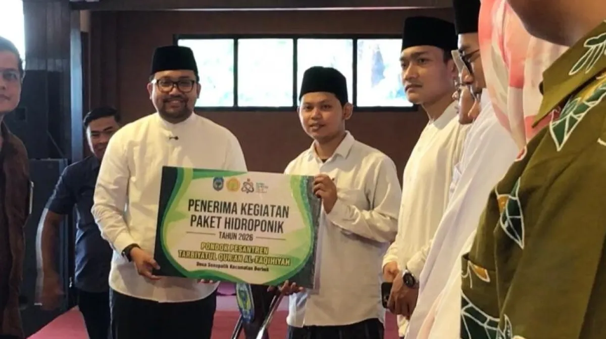 Gelorakan Santri Tani, Pemkab Nganjuk Serahkan Bantuan untuk 7 Pesantren di Peringatan HSN 2026
