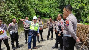 Polda Jatim Tinjau Lokasi Pembangunan Jembatan Gladak Perak Lumajang