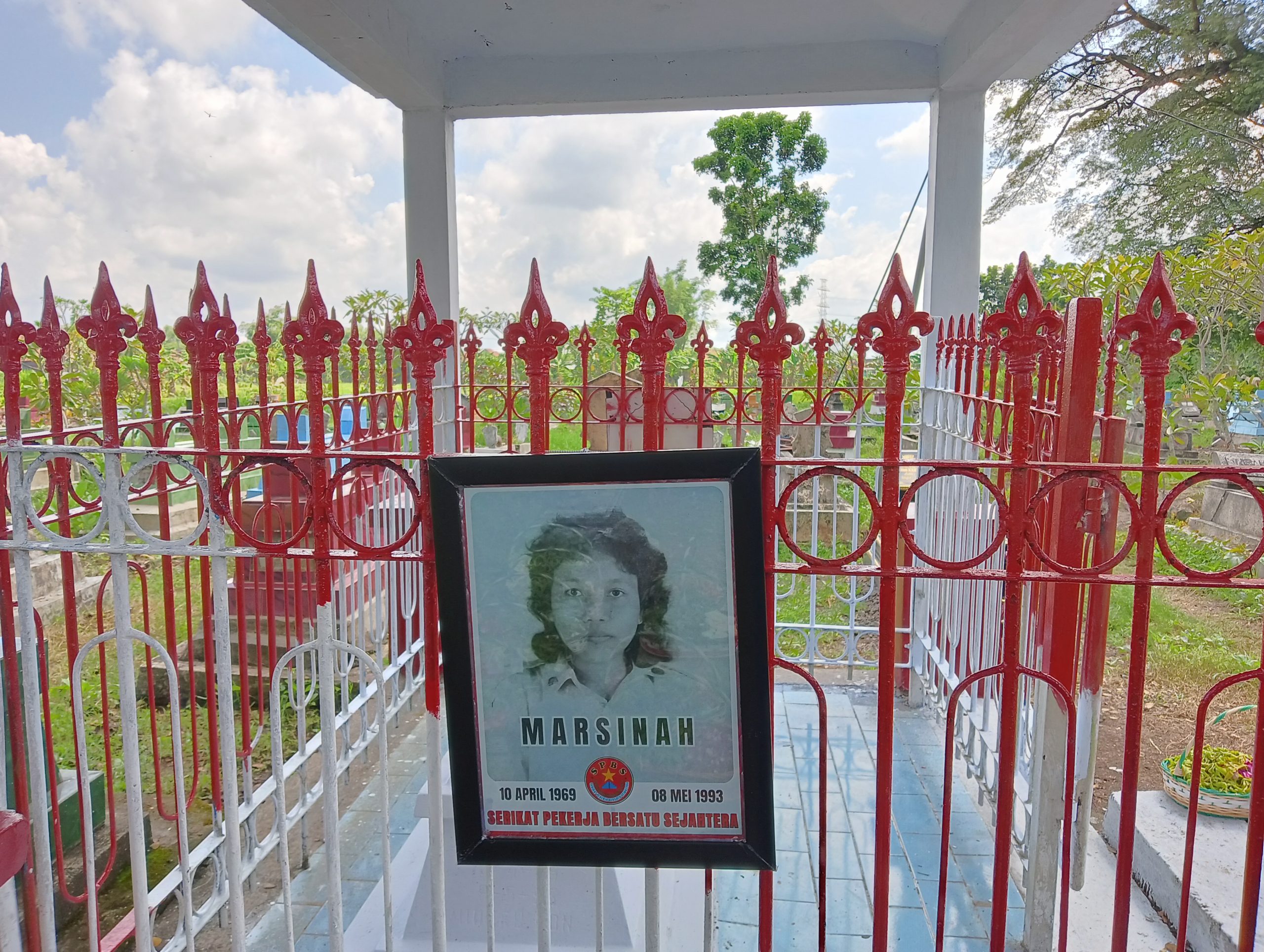 Makam Marsinah di Desa Nglundo, Sukomoro.