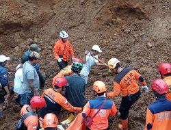 Perkembang Longsor Lumajang Timsar Kembali temukan 1 Korban