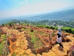 Wisata Bukit Batu Songgong di Nganjuk, Menyelami Kecantikan Alam