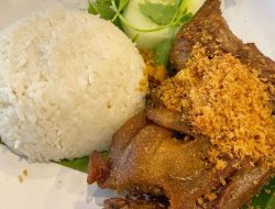 Bebek Goreng Mantap Ludes Terjual Dalam 3 Jam? Coba Sendiri di Sego Bebek Mas Dodho Kediri!