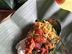 Nasi Banting Sarapan Legendaris yang Tak Tergantikan di Nganjuk