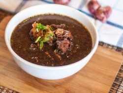 Rawon Pak Min Legenda Rawon Sejak 1960, Langganan Pegawai Telkom Sumber Pucung Malang!