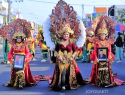 Pawai Budaya Nganjuk Meriah, Kostum Karnaval Curi Perhatian