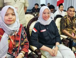 Bawaslu Jatim Lakukan Pengawasan Melekat Hari Kedua Tahapan Pencalonan, Bapaslon Khofifah-Emil Mendaftar