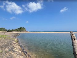 Terpikat Pesona Pantai Pangasan Surga di Pacitan Ujung Jawa Timur