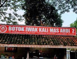 Botok Iwak Kali Mas Ardi Surga Kuliner Ikan di Tengah Sawah Tulungagung