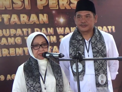 Mundjidah – Sumrambah Mendaftar Pertama di KPU Jombang dengan Dukungan Tiga Partai