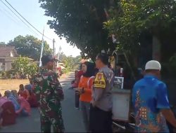Babinsa Amanakan Jalan Santai Rangkaian PHBN Hari Ulang Tahun Kemerdekaan RI ke 79