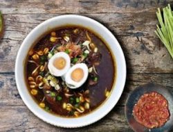 Rawon Jurang Sarapan Rawon Legendaris Anak Kos Malang, Rasanya Nendang, Pemandangannya Bikin Adem!