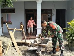Wujudkan Kebersamaan Babinsa Koramil 03 Loceret Melaksanakan Kegiatan Kerja Bakti Di Desa Binaan.
