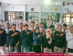 Peringati Sumpah Pemuda, KPU Nganjuk Gelar Nobar Film “Tepatilah Janji” di Kampus dan Sekolah