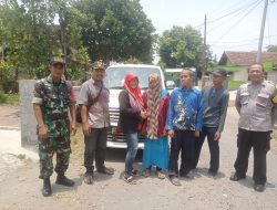 Polres Nganjuk Evakuasi Dua Penderita ODGJ di Desa Kelurahan ke RSJ Menur Surabaya