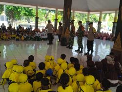 Antusias’ Babinsa Loceret Berikan Pembelajaran Pengenalan Profesi Dan Wasbang Kepada Pelajar TK Pertiwi Dan Paud