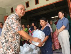 PT Profound Indonesia Gelar Bakti Sosial di Desa Mlorah, Bagikan Sembako Pada Warga Terdampak Banjir