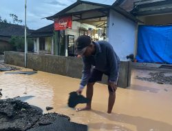 Aspal Baru Senilai 250 Juta di Pace Mengelupas Setelah Diterjang Banjir