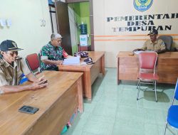 Babinsa Desa Tempuran Koramil 0810/20 Ngluyu melaks komsos dan silaturahmi, utk meningkatkan hubungan kerja yg baik dgn perangkat desa didesa Binaannya