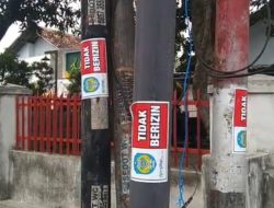 Satpol PP Tertibkan Tiang Fiber Optik Ilegal di Nganjuk, Investor Diingatkan Patuhi Aturan