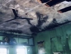 Korsleting Listrik, Gudang SDN 1 Drenges Ludes Terbakar, Kerugian Capai Puluhan Juta