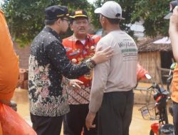 Banjir Landa Nganjuk, Bupati dan Wakil Bupati Sigap Salurkan Bantuan