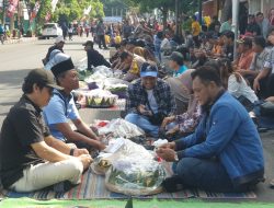 Ribuan Warga Tumpah Ruah Rayakan Hari Jadi Nganjuk ke-1.088 dengan 1.088 Tumpeng