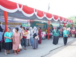 Satgas TMMD 124 Kodim Nganjuk Adakan Gerakan Pasar Murah