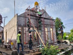 Satgas Dan warga Penuh Semangat Kejar Target RTLH TMMD 124 Kodim Nganjuk