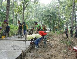 Dandim Cek Pengecoran Jalan Menjelang Penutupan TMMD 124 Kodim Nganjuk