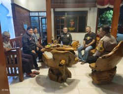 Kapolsek Nganjuk Kota Sambangi Padepokan PSHT, Bangun Sinergi Lewat Program Soko Guru