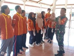 Babinsa Memberikan motivasi Kepada Karang Taruna Di Desa Binaan