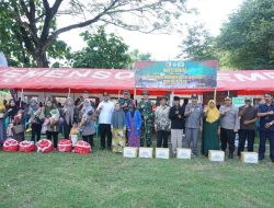 Kegiatan Baksos Warnai Penutupan TMMD Ke-123, Pembagian Sembako untuk Warga Kurang Mampu