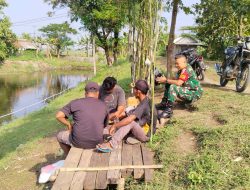 Mewujudkan Keakraban, Babinsa Komsos Dengan Warga Binaan